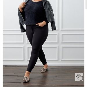 Torrid Bombshell Skinny Luxe Ponte Black